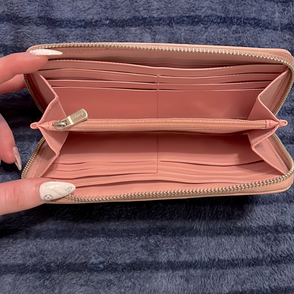 Coach Accordion Wallet - Picture 3 of 7